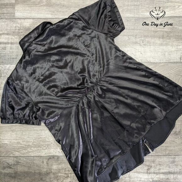 Announcements Button Down Maternity Top Size L - Picture 5 of 5